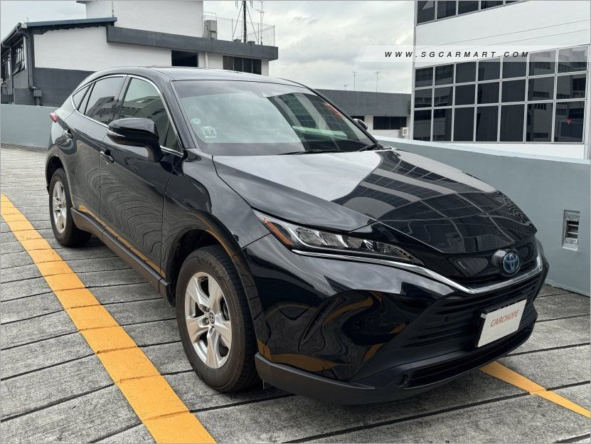 Toyota Harrier Hybrid 2.5A S