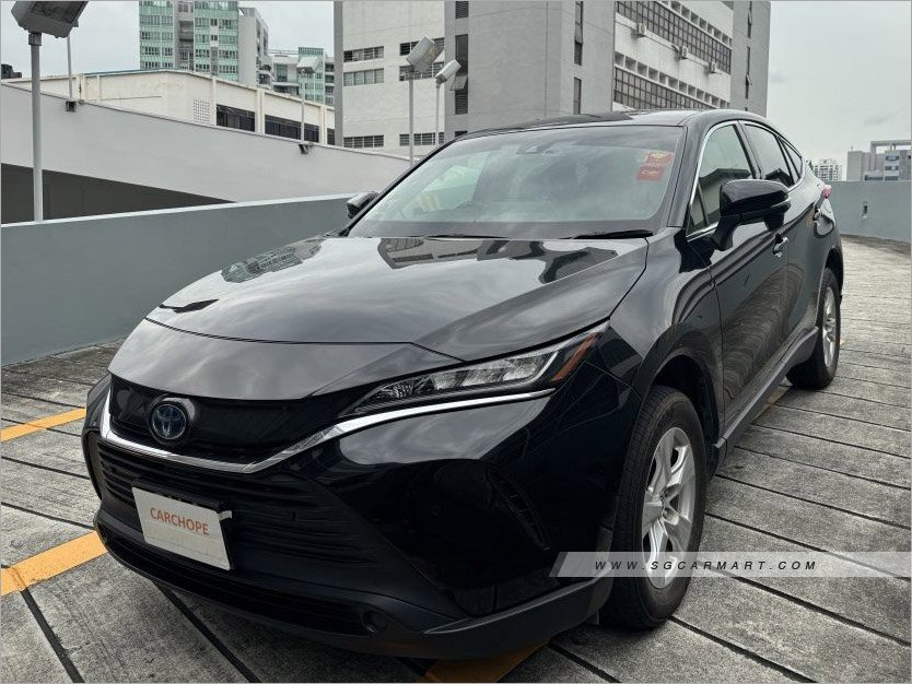 Toyota Harrier Hybrid 2.5A S