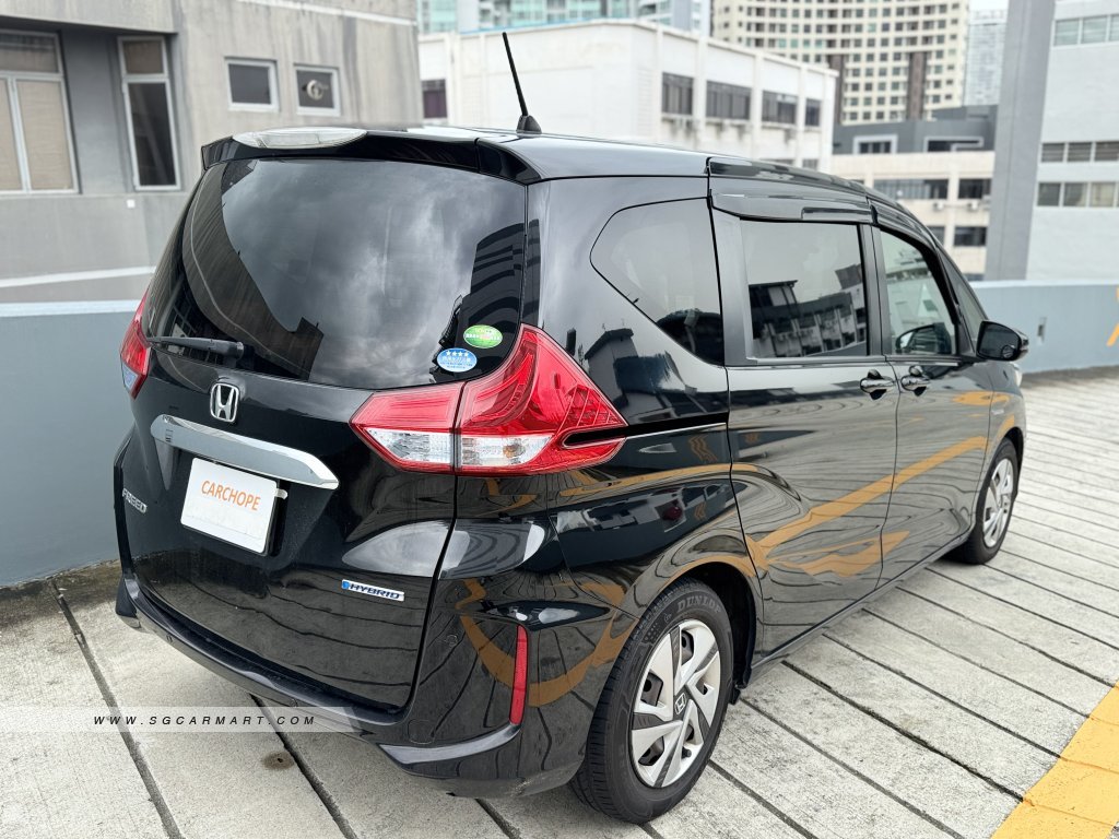 Honda Freed Hybrid 1.5A G