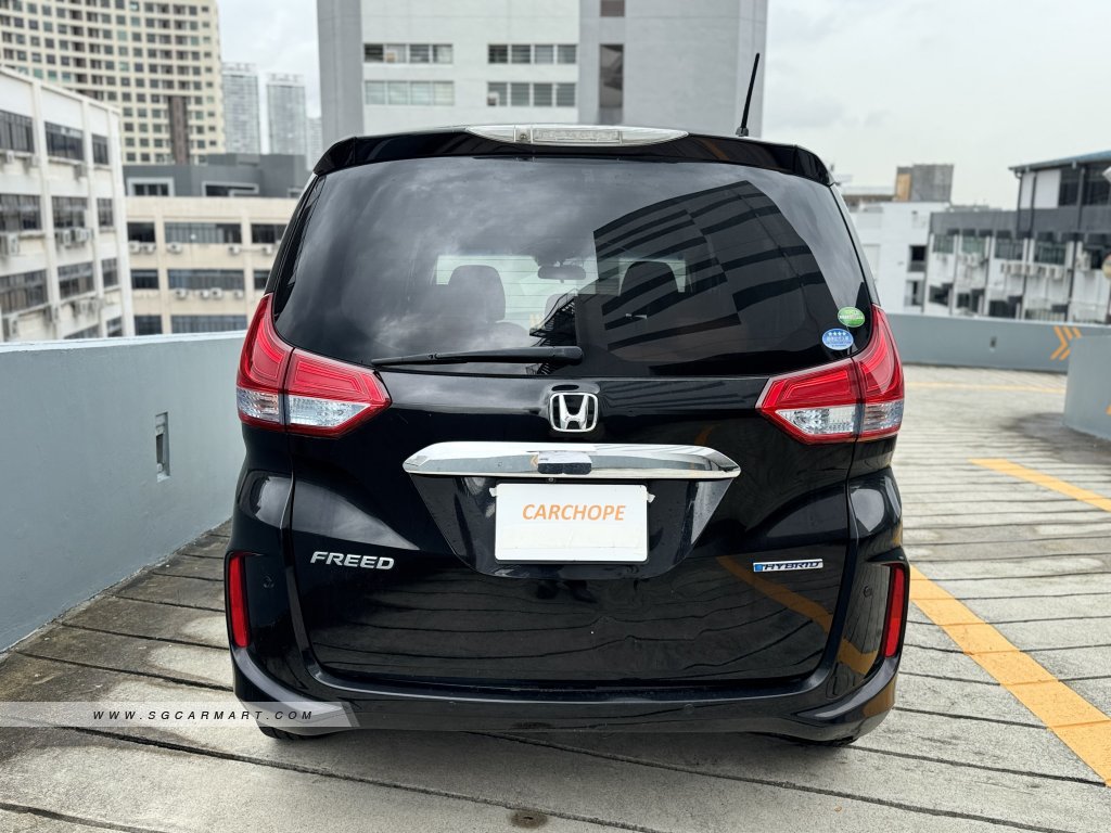 Honda Freed Hybrid 1.5A G