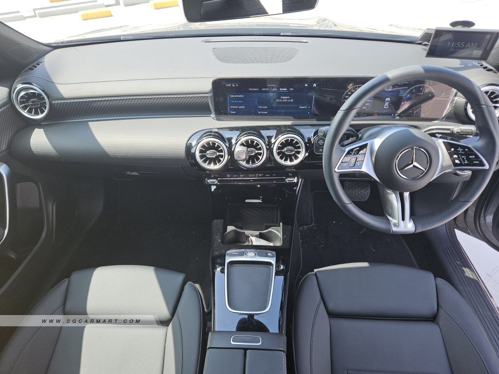 Mercedes-Benz CLA-Class CLA180 Mild Hybrid Progressive