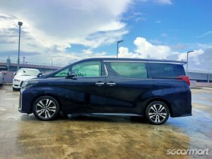 Toyota Alphard 2.5A S C-Package Moonroof