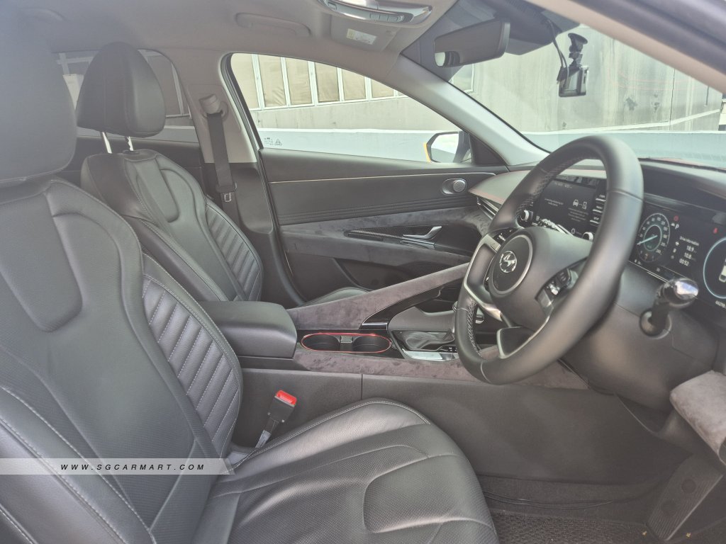 Hyundai Avante 1.6A S