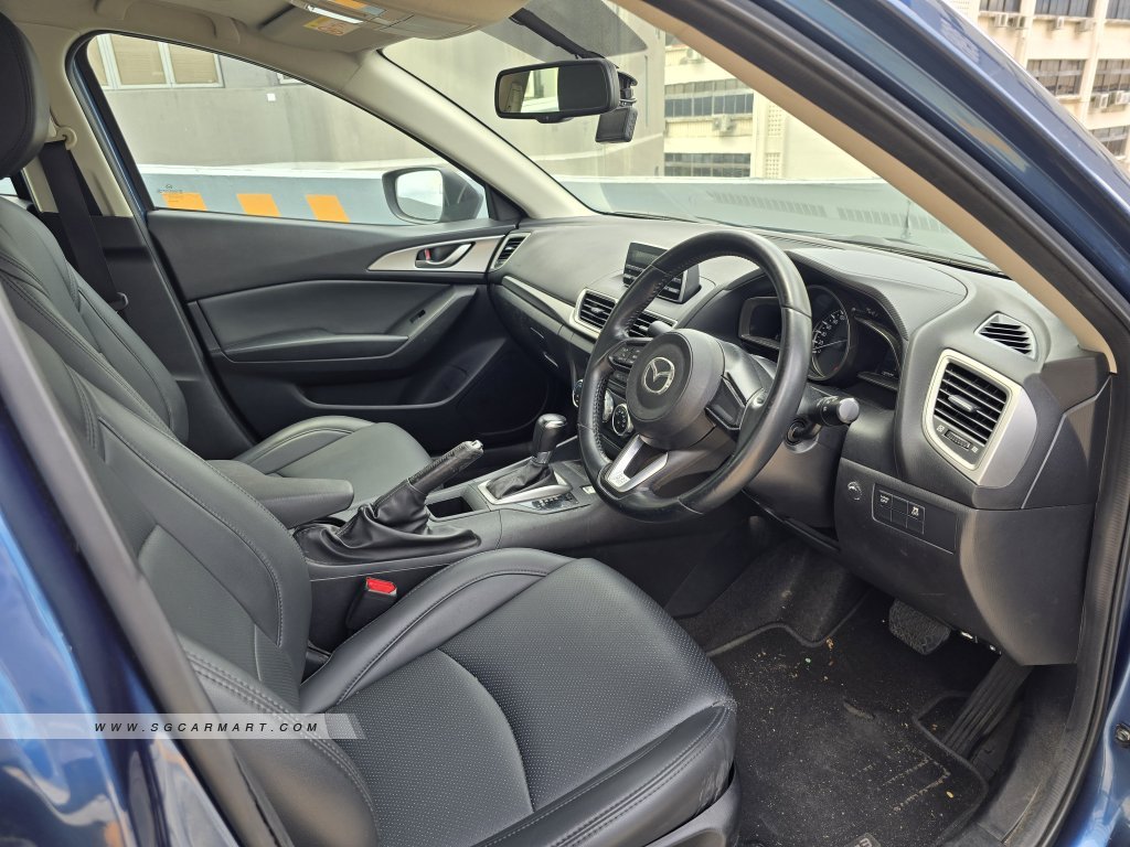 Mazda 3 1.5A