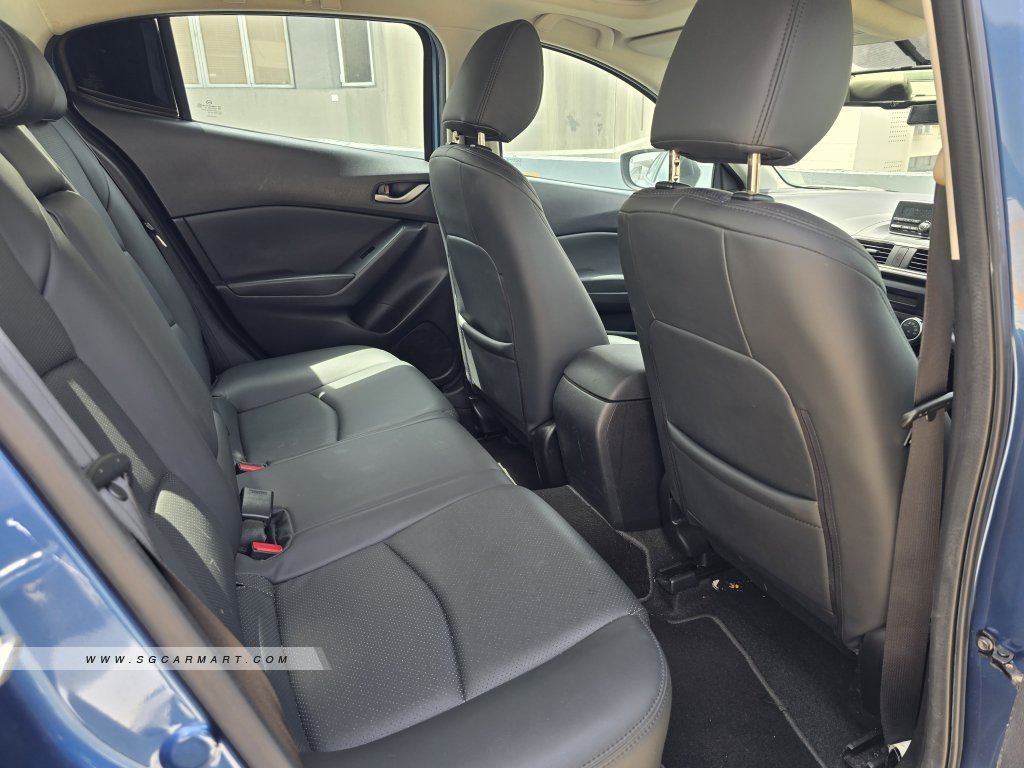 Mazda 3 1.5A