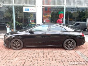 Mercedes-Benz CLA-Class CLA180 AMG Line Sunroof