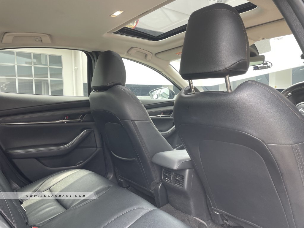 Mazda 3 Mild Hybrid 1.5A Elegance Sunroof