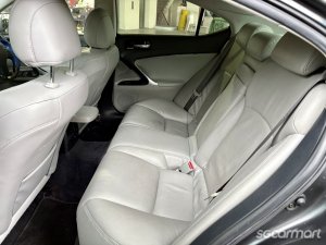 Lexus IS250 (COE till 05/2026)