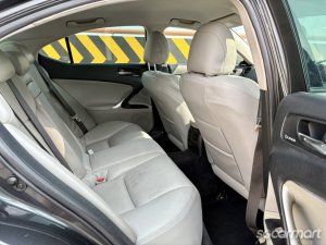 Lexus IS250 (COE till 05/2026)