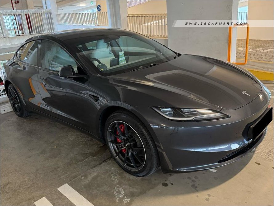 Tesla Model 3 Electric RWD