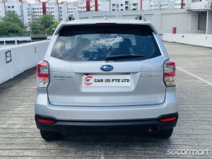 Subaru Forester 2.0i-L Sunroof