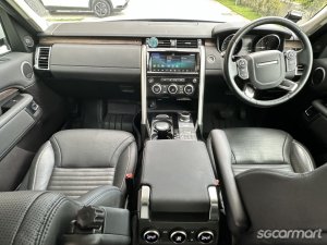 Land Rover Discovery Diesel 3.0A TDV6 HSE 7-Seater Sunroof