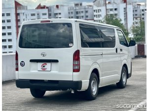 Toyota Hiace 2.8A DX