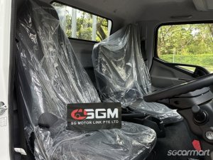 Mitsubishi Fuso Canter FEB21