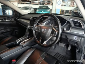 Honda Civic 1.5A VTEC Turbo Sunroof