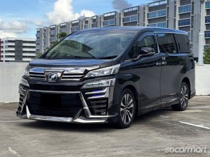 Toyota Vellfire 2.5A Elegance Moonroof