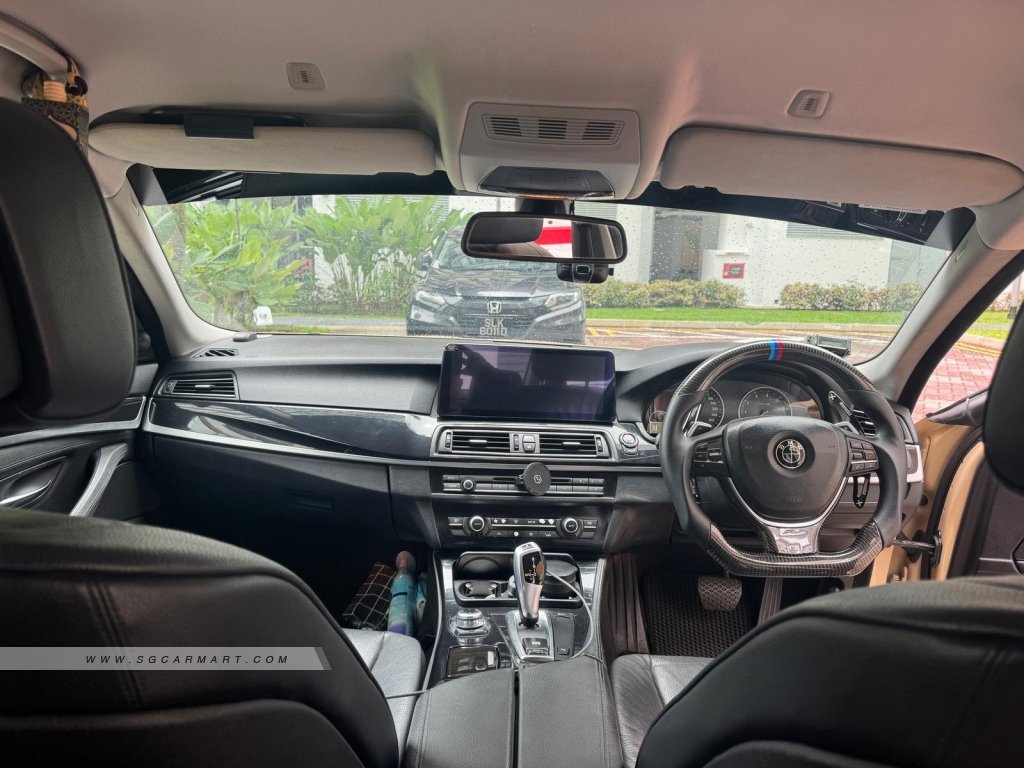 BMW 5 Series 523i (COE till 07/2030)
