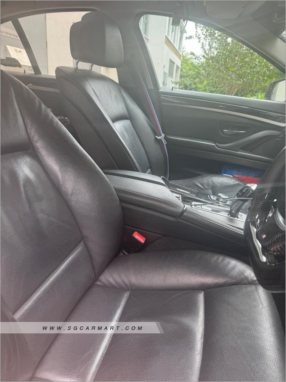 BMW 5 Series 523i (COE till 07/2030)