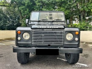 Land Rover Defender 110 Hardtop (COE till 04/2033)
