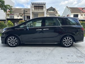 Honda Odyssey Hybrid 2.0A e-HEV Absolute