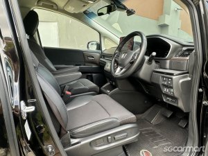 Honda Odyssey Hybrid 2.0A e-HEV Absolute