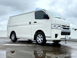 Toyota Hiace 2.8A