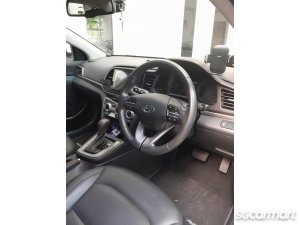 Hyundai Avante 1.6A GLS S