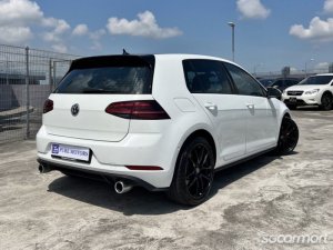 Volkswagen Golf GTI 5DR Sunroof