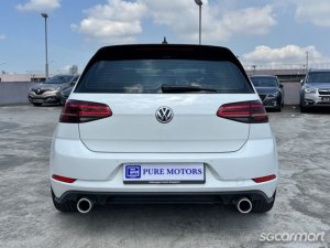 Volkswagen Golf GTI 5DR Sunroof