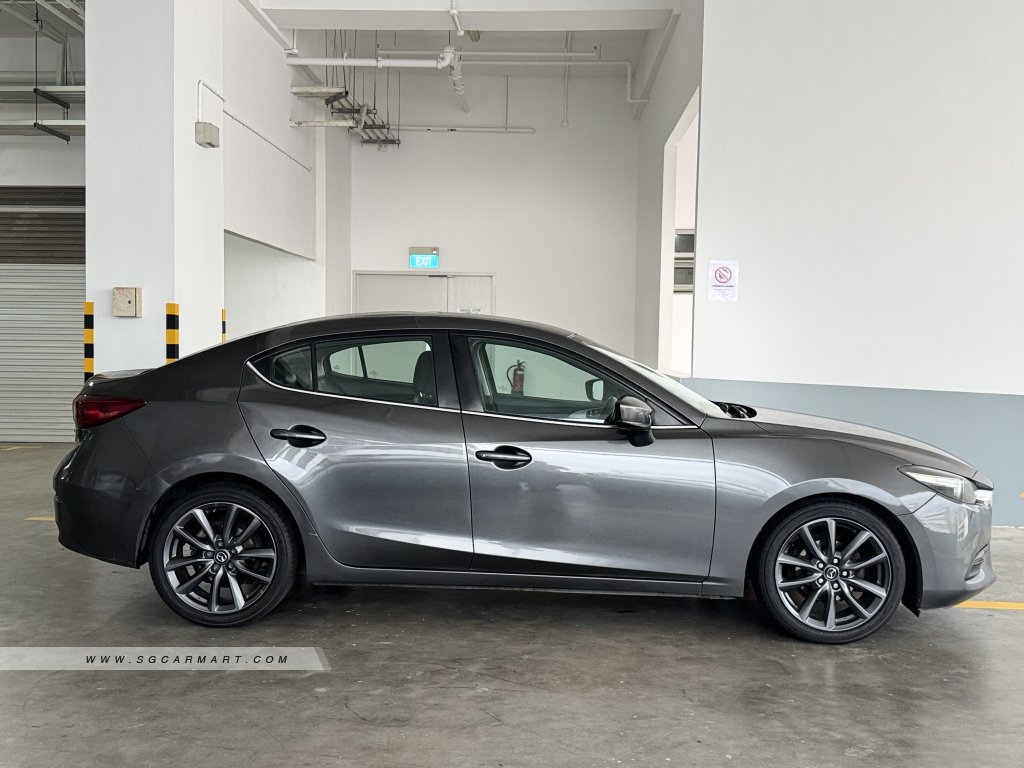 Mazda 3 1.5A Sunroof