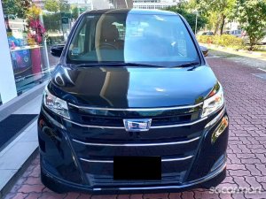 Toyota Noah Hybrid 1.8A X