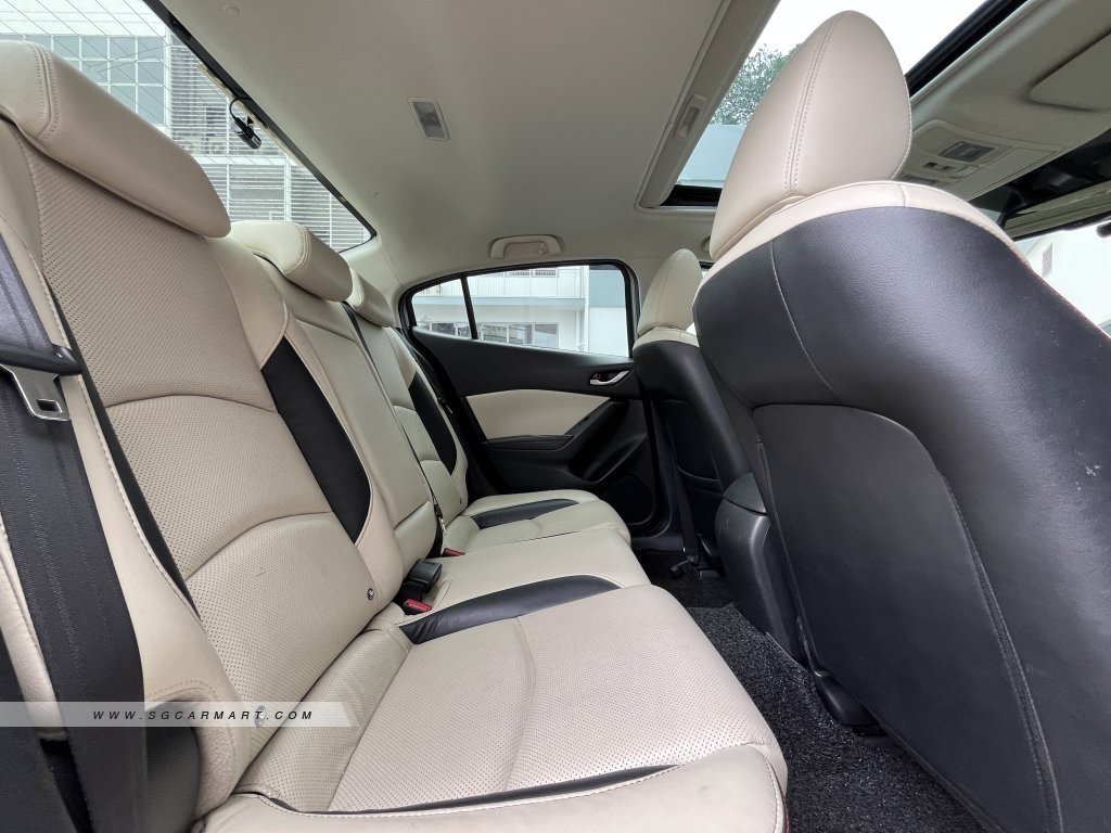 Mazda 3 1.5A Deluxe Sunroof (New 5-yr COE)