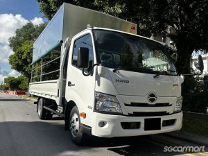 Hino XZU710R