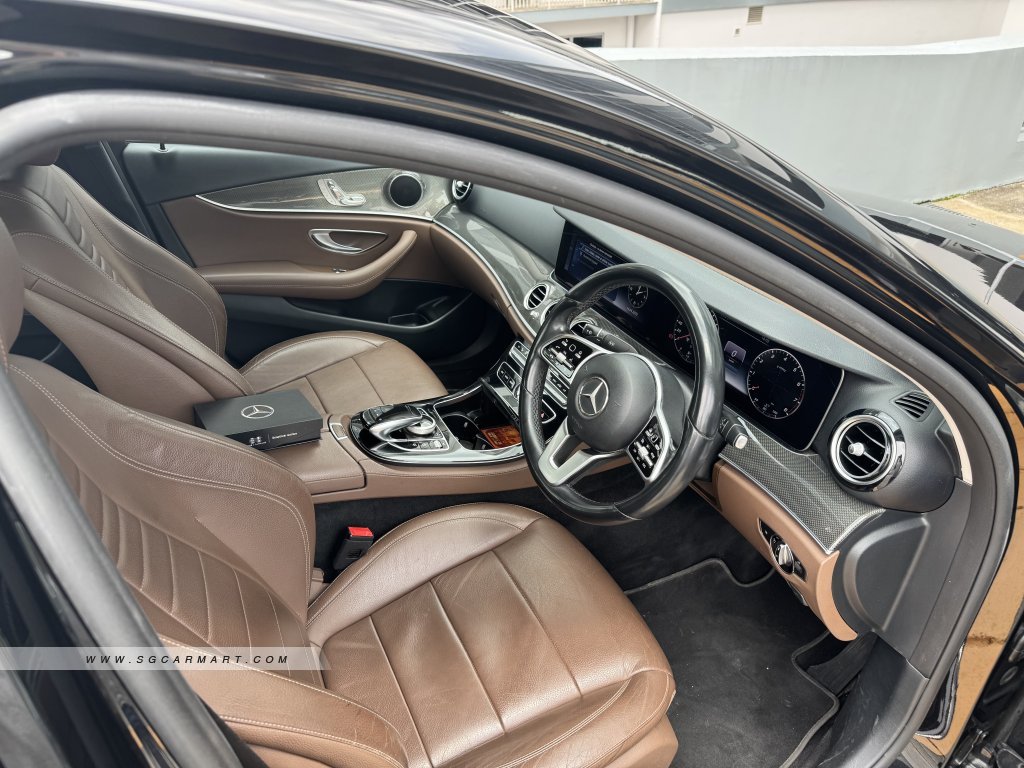 Mercedes-Benz E-Class E200 Avantgarde
