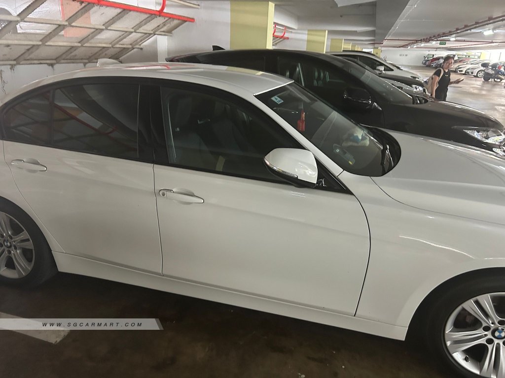 BMW 3 Series 318i
