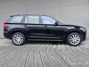 Volvo XC90 T5 Momentum