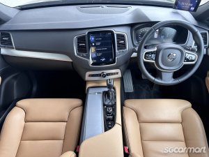Volvo XC90 T5 Momentum