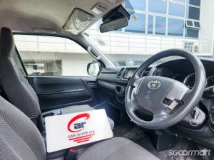 Toyota Hiace 2.8A DX