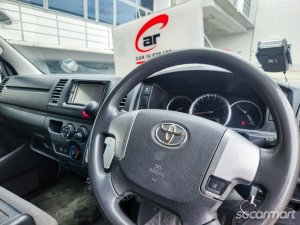 Toyota Hiace 2.8A DX