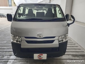 Toyota Hiace 2.0A DX