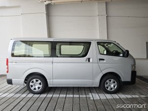 Toyota Hiace 2.0A DX