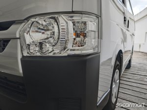 Toyota Hiace 2.0A DX
