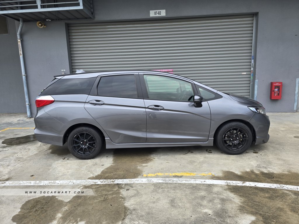 Honda Shuttle Hybrid 1.5A