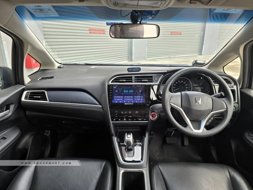Honda Shuttle Hybrid 1.5A