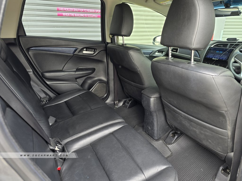 Honda Shuttle Hybrid 1.5A