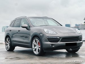 Porsche Cayenne Hybrid S 3.0A (COE till 06/2032)