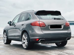 Porsche Cayenne Hybrid S 3.0A (COE till 06/2032)