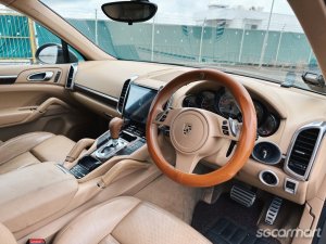 Porsche Cayenne Hybrid S 3.0A (COE till 06/2032)