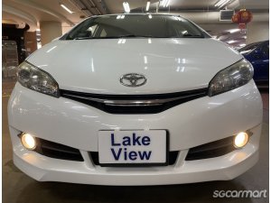Toyota Wish 1.8A Elegance