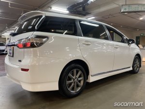 Toyota Wish 1.8A Elegance